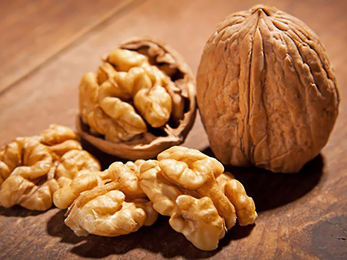 دراسة :• الجوز يُسهم في خفض الالتهابات وتقليل خطر الإصابة بسرطان القولون