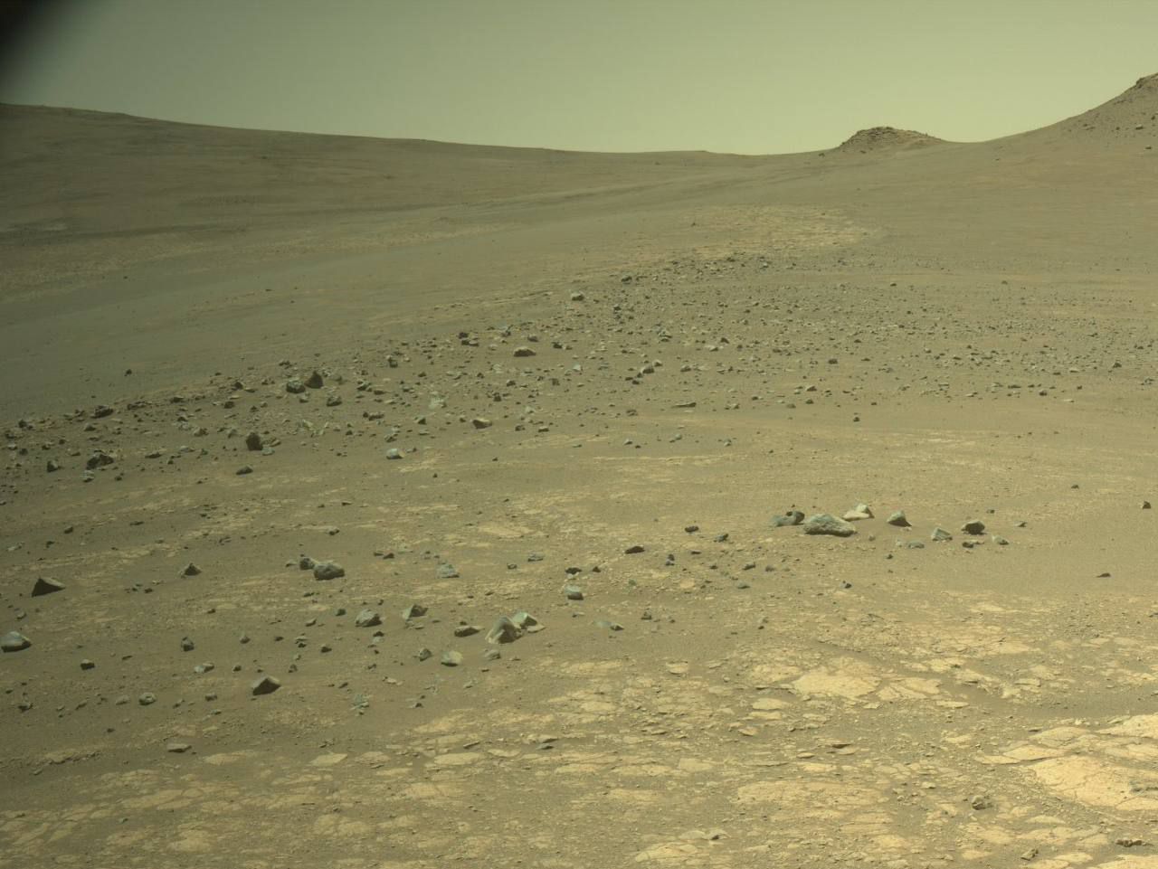 وكالة ناسا تنشر صور حديثة للمريخ.