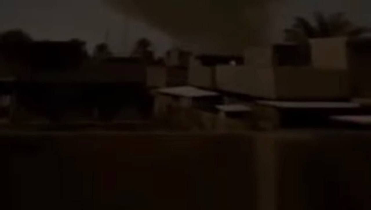 🔴 أعمدة الدخان تتصاعد في قضاء المقدادية بمحافظة ديالى.