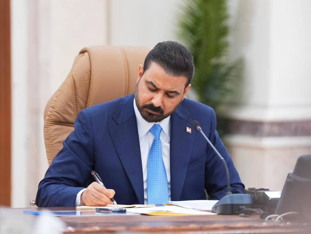 الزيدي يوجّه وزارة الخارجية ورئاسة أركان الجيش والجهات الأمنية المعنية ميدانياً في محافظة البصرة بمتابعة تفاصيل حادثة مقتل الصياد العراقي نجم عبد الله.الزيدي يشدد على أهمية اتخاذ كل الإجراءات القانونية التي تمنع تكرار مثل هذه الحوادث وتحمي أرواح المواطنين وممتلكاتهم.