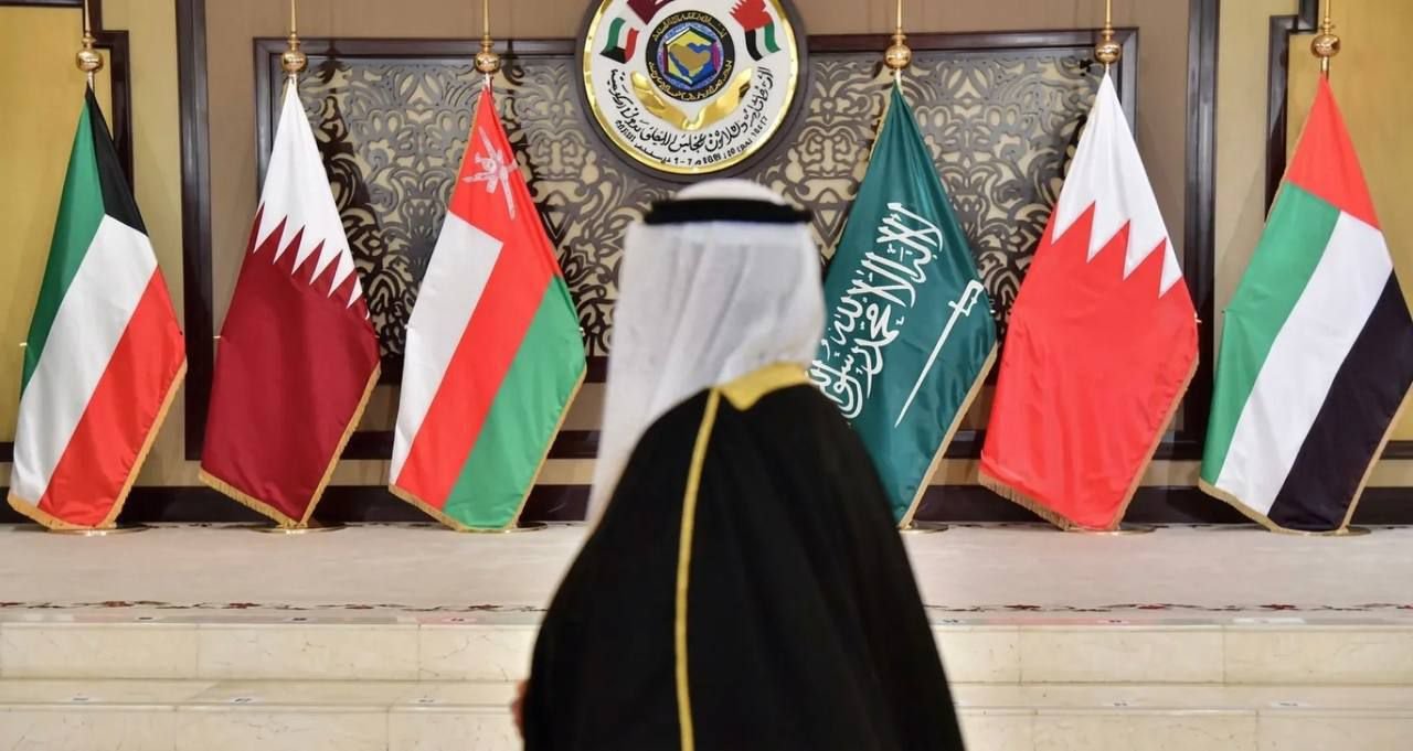 بيان لدول الخليج والأردن: نرحب بقرار رئيس الوزراء العراقي علي الزيدي بحصر السلاح بيد الدولة، ونؤكد دعمنا لإجراءات حكومته.