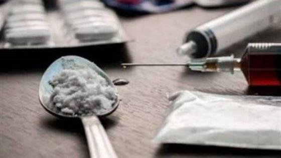 المنافذ الحدودية: ضبط أكثر من 2 كغم من مادة الترياك وحبوب مخدرة بحوزة مسافرين أجنبيين في منفذ الشلامجة.