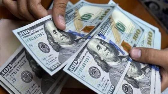 البنك المركزي: خفض سقف الحصة النقدية للمسافرين إلى 2000 دولار شهرياً بدلاً من 3000 دولار.